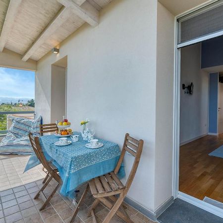 La Casa Degli Ulivi Appartamento In Villa Con Patio Quartu SantʼElena Exteriör bild