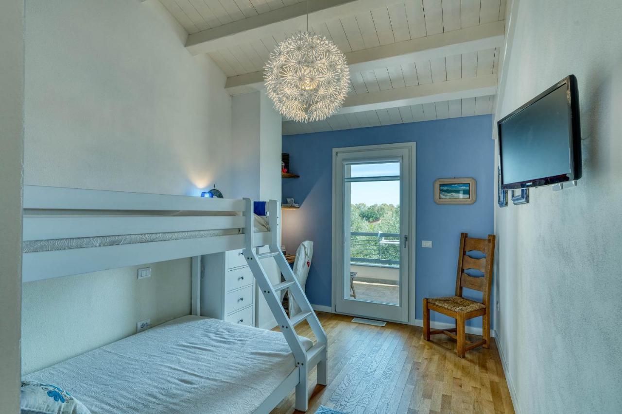 La Casa Degli Ulivi Appartamento In Villa Con Patio Quartu SantʼElena Exteriör bild