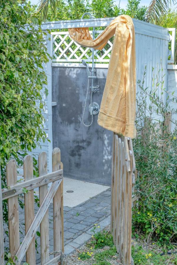 La Casa Degli Ulivi Appartamento In Villa Con Patio Quartu SantʼElena Exteriör bild