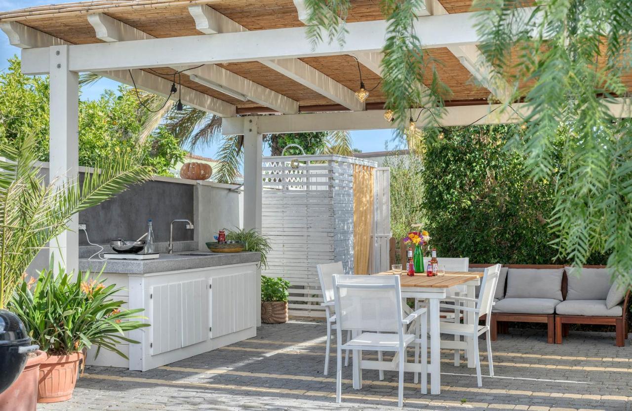 La Casa Degli Ulivi Appartamento In Villa Con Patio Quartu SantʼElena Exteriör bild